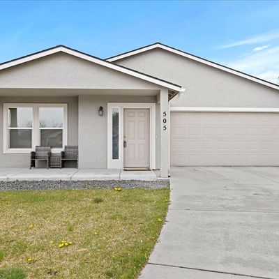 505 S Huntington Pl, Kennewick, WA 99336