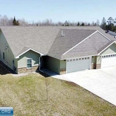 5104 Mesabi Ln, Hibbing, MN 55746