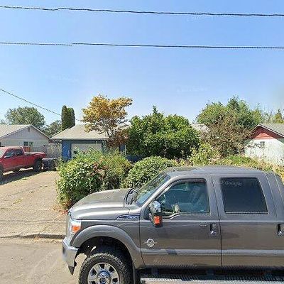 512 40 Th St, Springfield, OR 97478
