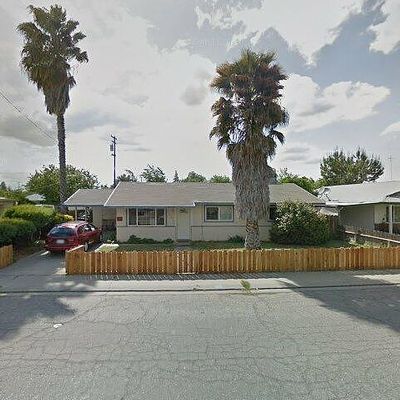 513 Downing Ln, Empire, CA 95319