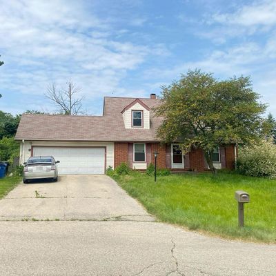 5134 Kings Cir, Racine, WI 53406