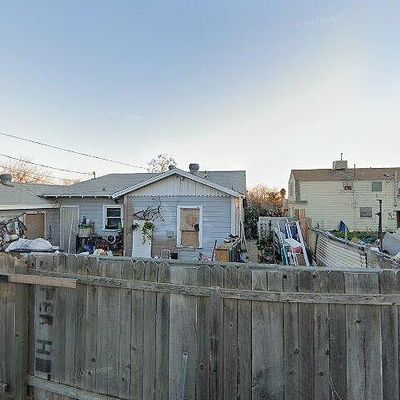 516 Jeffrey St, Bakersfield, CA 93305