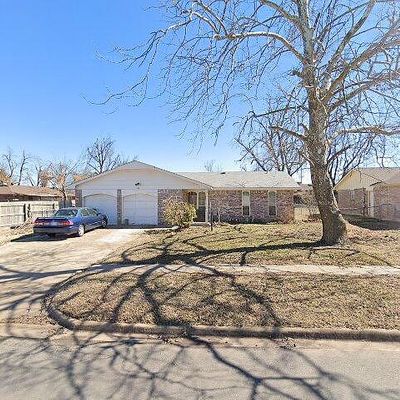 516 S Heights Dr, Mustang, OK 73064