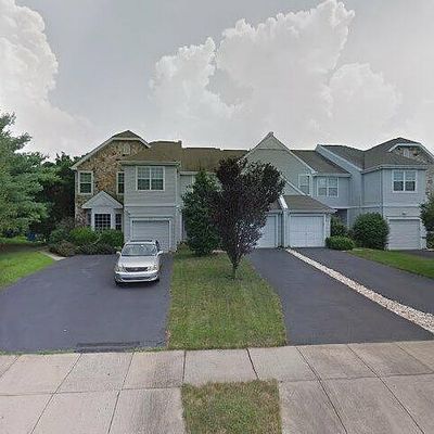 52 Yorkshire Dr, Newtown, PA 18940
