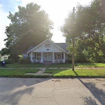 523 1 St Ave E, Horton, KS 66439