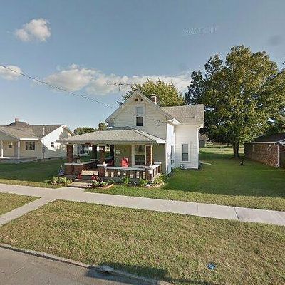 527 W South St, Winchester, IN 47394