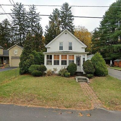 53 Charlotte St, Lancaster, MA 01523