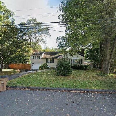 53 Ken Ct, Stamford, CT 06905