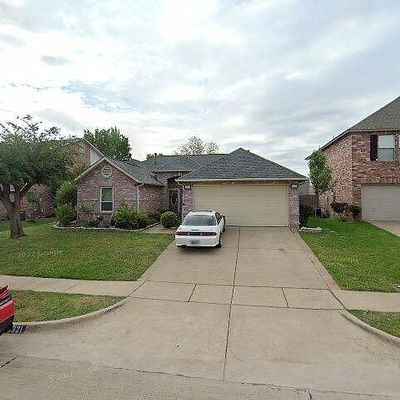 5321 Chessie Cir, Haltom City, TX 76137