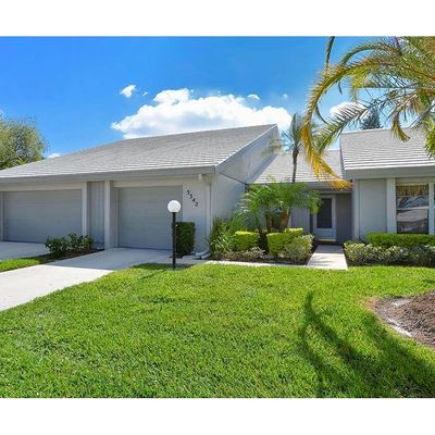 5342 Crestlake Blvd, Sarasota, FL 34233