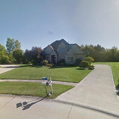 5364 Middlebury Ct, Sheffield Village, OH 44054