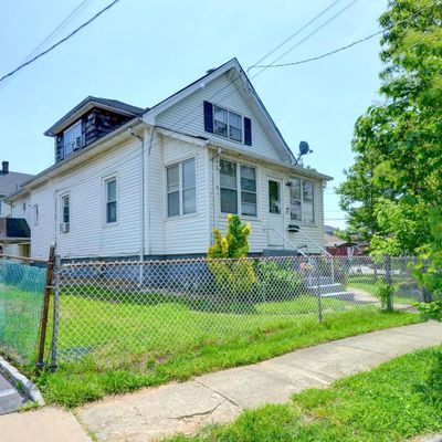 54 Hayward Ave, Carteret, NJ 07008