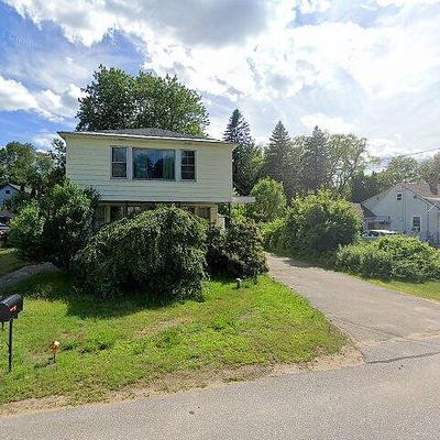 45 Overland St, Laconia, NH 03246