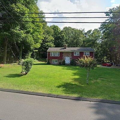 46 Hawthorne Dr, Monroe, CT 06468