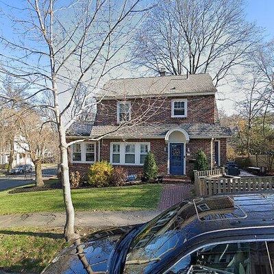 46 Hillside Ave, Arlington, MA 02476