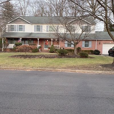 46 Knickerbocker Ln, Old Tappan, NJ 07675