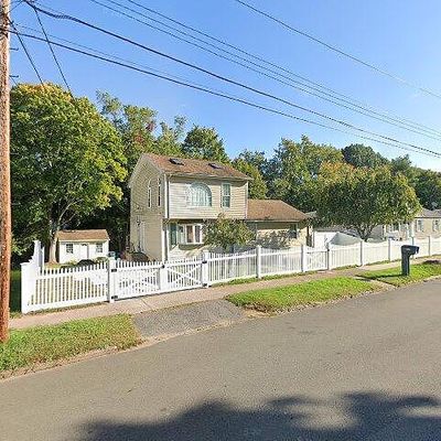 47 Mueller Dr, Hamden, CT 06514