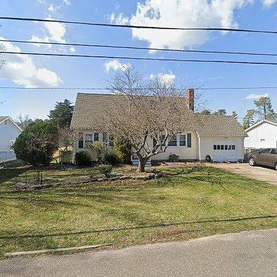 472 Commodore Dr, Forked River, NJ 08731