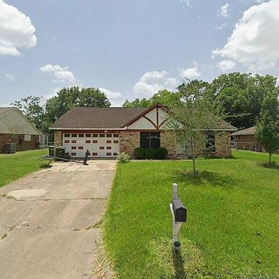 4850 Kentington Dr, Alvin, TX 77511