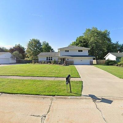 4880 Foxlair Trl, Cleveland, OH 44143
