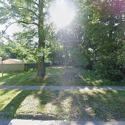 489 E 143 Rd St, Cleveland, OH 44110