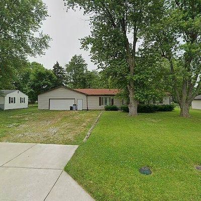 6 Michael Dr, Plainfield, IN 46168