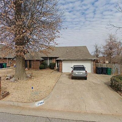 604 Greenfield Dr, Yukon, OK 73099