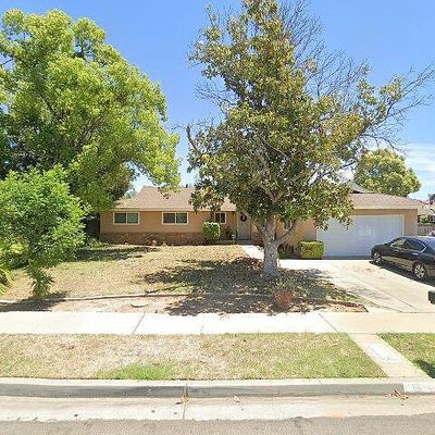 6058 N Colonial Ave, Fresno, CA 93704