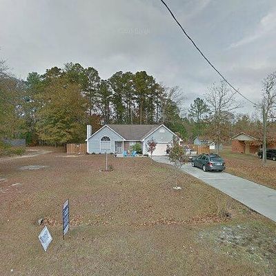 606 Glenwood Dr, Elizabethtown, NC 28337