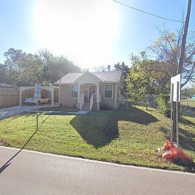 607 W Gilmer St, Ennis, TX 75119