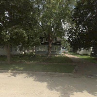 609 E Oak St, Algona, IA 50511