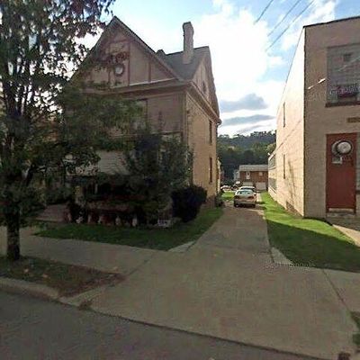 612 High St, Freeport, PA 16229