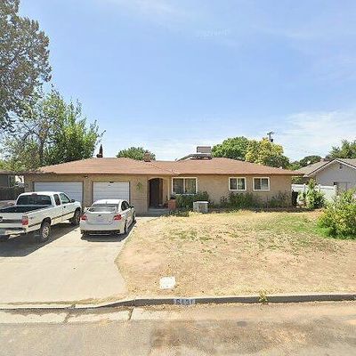 6131 N Glenn Ave, Fresno, CA 93704