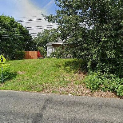 62 Twombley Rd, Sanford, ME 04073