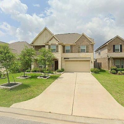 627 Oak Circle Dr E, Conroe, TX 77301