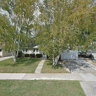 638 E Dennison St, Appleton, WI 54915