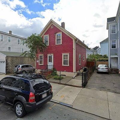 64 Nelson St, New Bedford, MA 02744