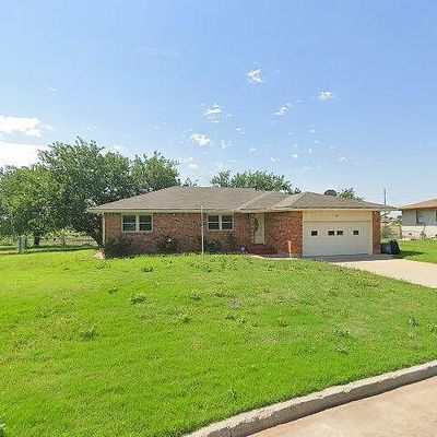 64 Sw 45 Th St, Lawton, OK 73505