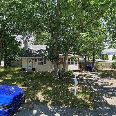 640 Kenmore Rd, Brick, NJ 08723