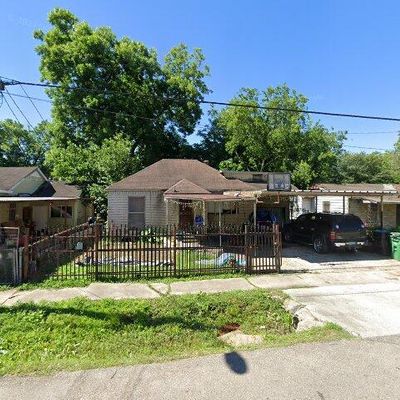 6416 Eagle Pass St, Houston, TX 77020