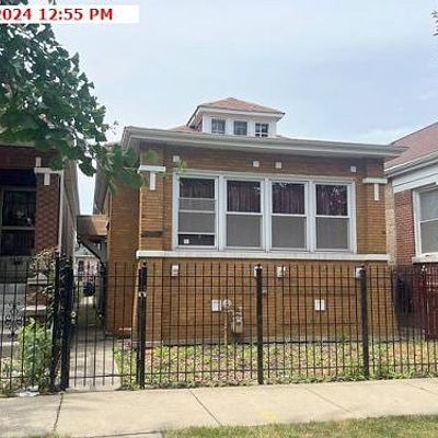 6446 S Whipple St, Chicago, IL 60629