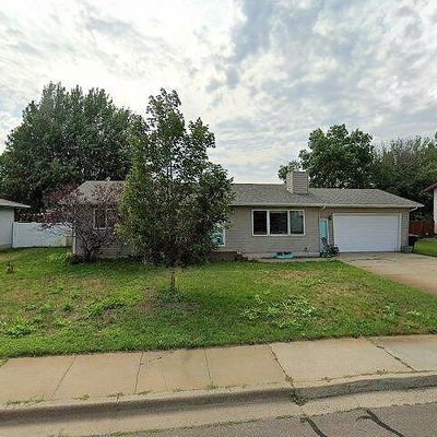 648 3 Rd Ave Sw, Dickinson, ND 58601
