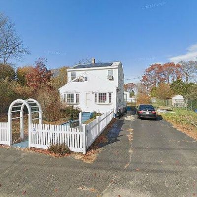 66 Charles Ave, Stoughton, MA 02072