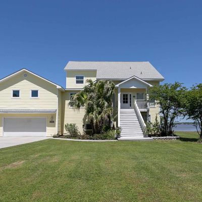 5448 N Shore Rd, Pensacola, FL 32507