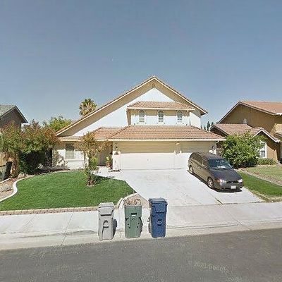 549 Stonewood Dr, Los Banos, CA 93635