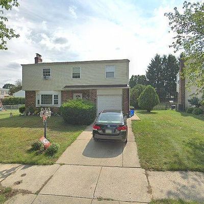 553 Prelate Cir, Philadelphia, PA 19128