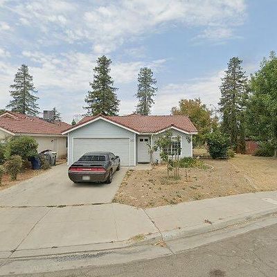 5612 W Tenaya Ave, Fresno, CA 93722