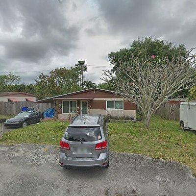 5631 Freedom St, Hollywood, FL 33021