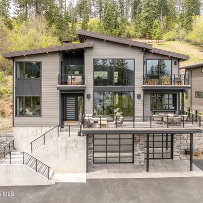 5714 E Hayden Lake Rd, Hayden, ID 83835