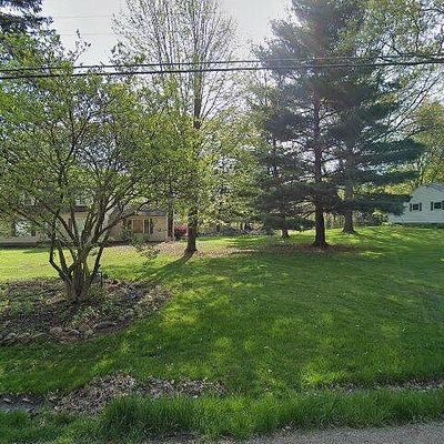 5741 Dailey Rd, New Franklin, OH 44319
